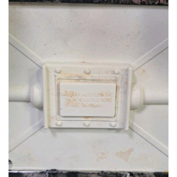 Remco Tuff Ones 1993 Flame Out 4x4 Pickup 12" Fire Truck Toy Vintage Collectible - Picture 7 of 7